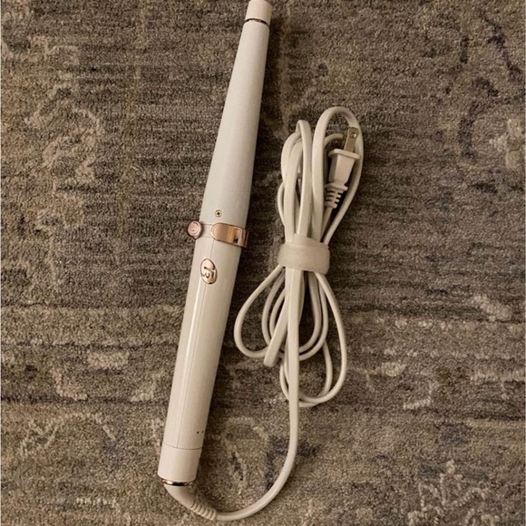T3 SinglePass Wave Professional Tapered Ceramic Styling Wand - Picture 1 of 4